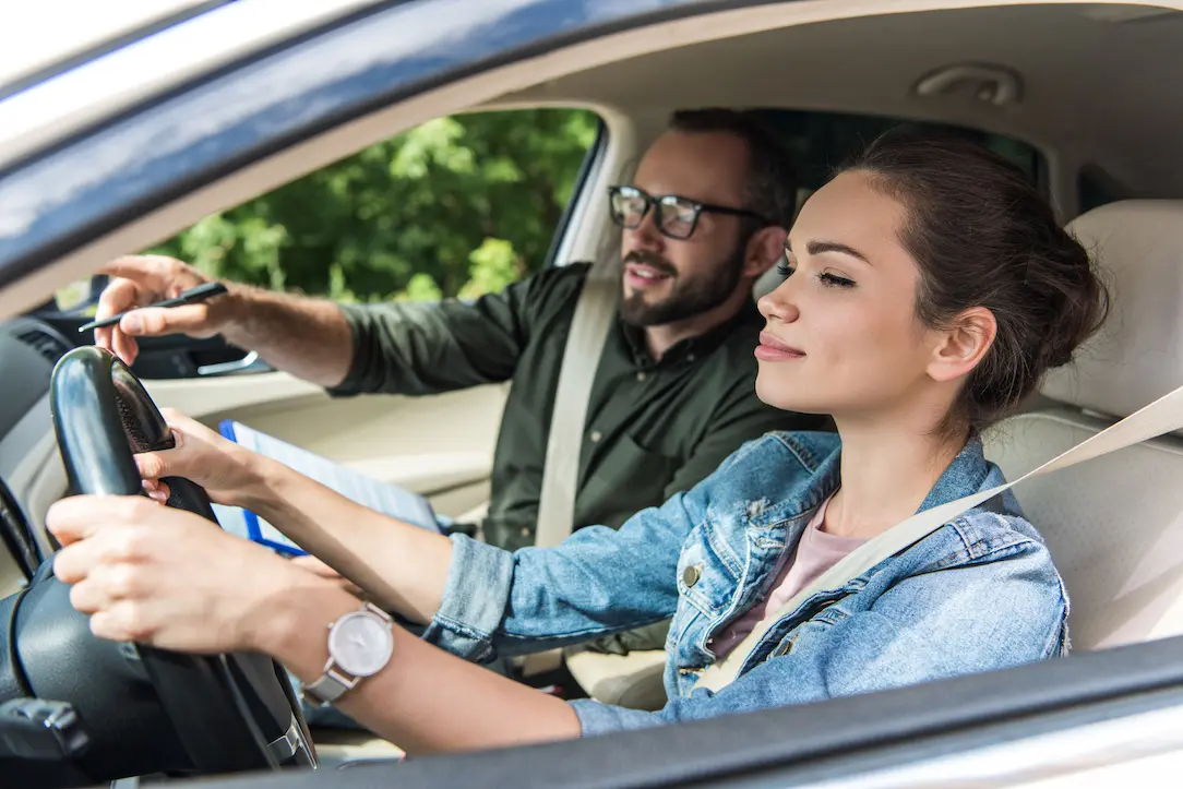 safe-driving-tips-to-share-with-your-high-school-grads
